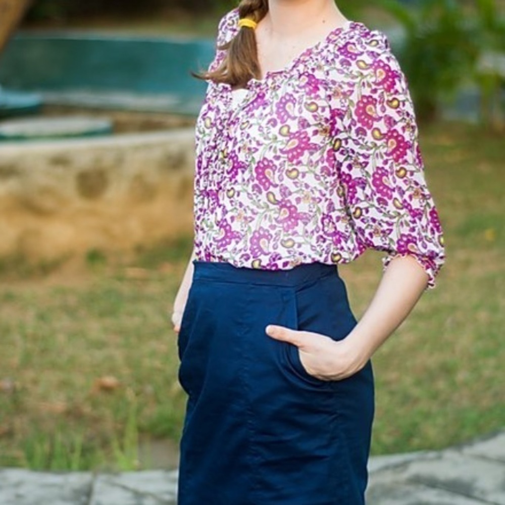 Old navy floral Peasant blouse